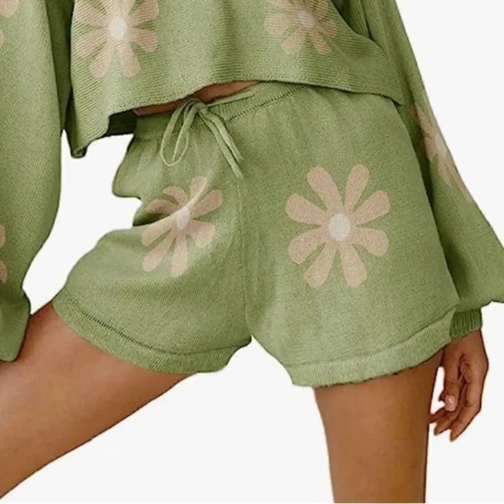Ekouaer Green Knit Flower Print Shorts
